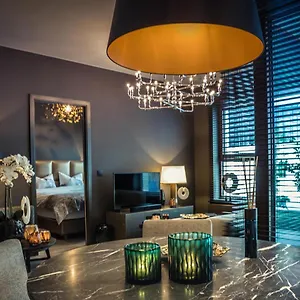 https://stylish-luxurious-and-cosy-apartment.hotelsantwerp.net